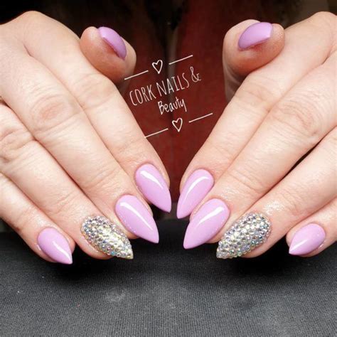 Diseños de uñas acrilicas de colores. Uñas Acrílicas decoradas y sencillas 2020: paso a paso ...