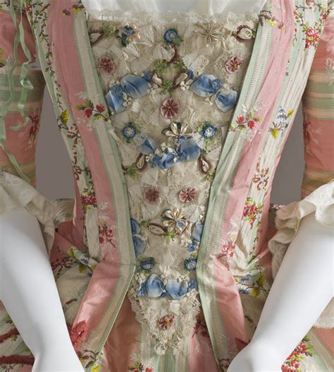 Ca 1770 Robe A La Francaise Original Stomacher With Lots Of Beautiful