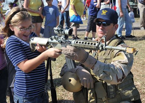 Filenavy Seals Demonstrate Weapons Equipment Dvids222083