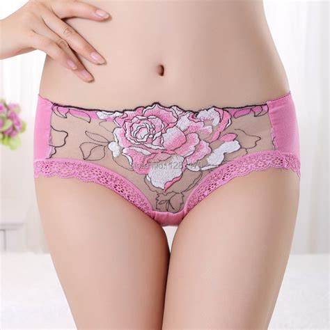 New Women Panties Breathable Hiphuggers Underwear Lace Flower Print