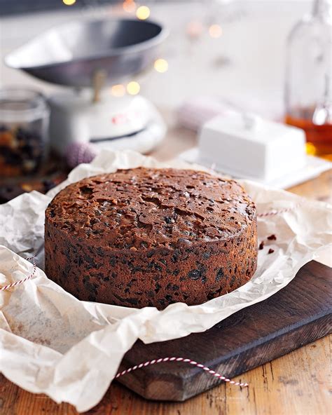 This recipe is from mary berry winter cookbook ebook, published by dk. Mary Berry's rich fruit Christmas cake recipe | delicious ...