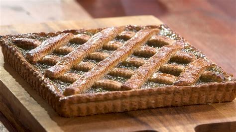 Découvrez près de 50 délicieuses recettes choisies par laurent mariotte. Ma recette de Linzer Torte à la confiture de rhubarbe ...