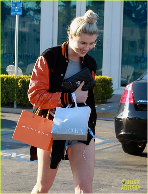 Ireland Baldwin And Gigi Hadid Are Always Laughing Together Photo 3086356 Pictures Just Jared