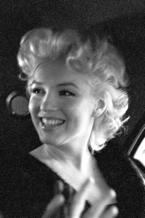 Des Clichés Rares De Marilyn Monroe Exposés à Londres Vogue France