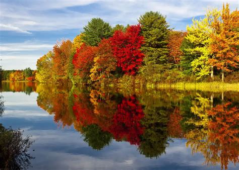 fall foliage delights top 10 october destinations in the usa