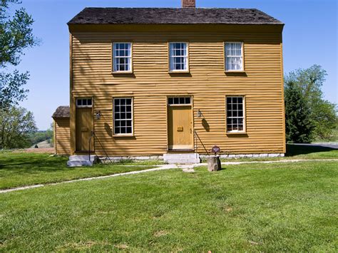 Shaker Village In 2020 Old Houses Shaker Style Architecture