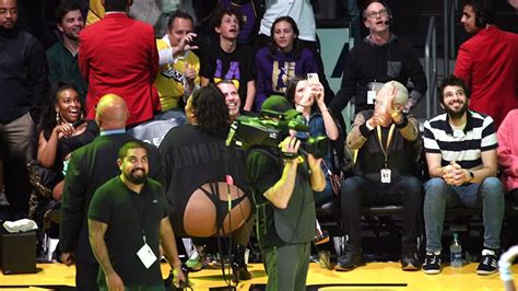 Singer Lizzo Twerks In Unhygienic Thong Dress At Lakers Game
