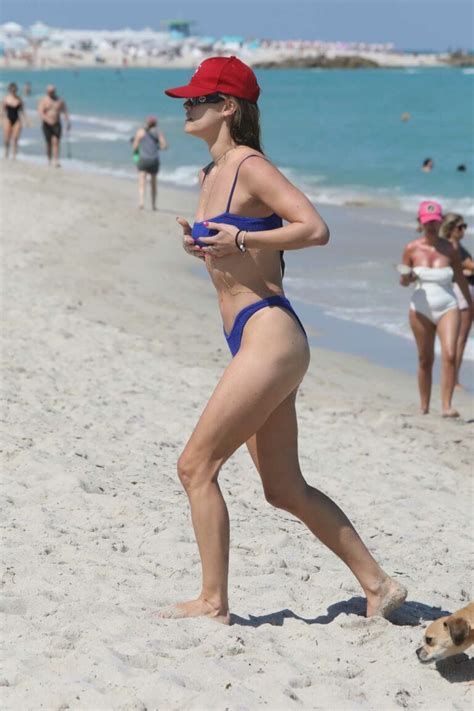 Nina Agdal In A Blue Bikini On The Beach In Miami Gotceleb The Best Porn Website