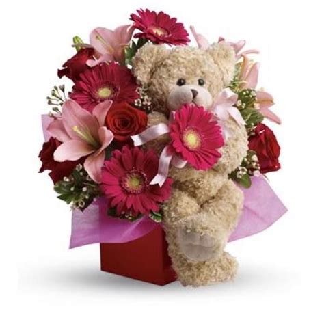 Ll purchases come with a free card message and best. Send A Smile And A Hug With This Stylish Mixed Arrangement ...