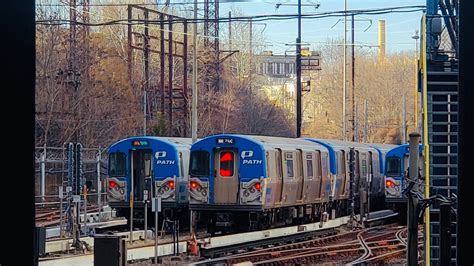 33rd Street Newark And Wtc Bound Path Pa 5 Train Action At Journal