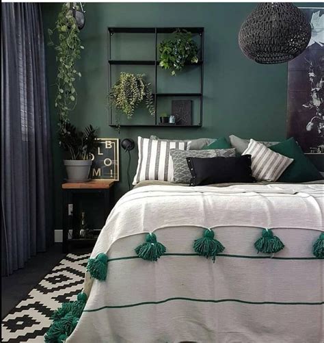 #werbung botanical/tropical green ist schon seit längerem im trend. dunkle Räume - Wohnungseinrichtung | Grüne schlafzimmer ...