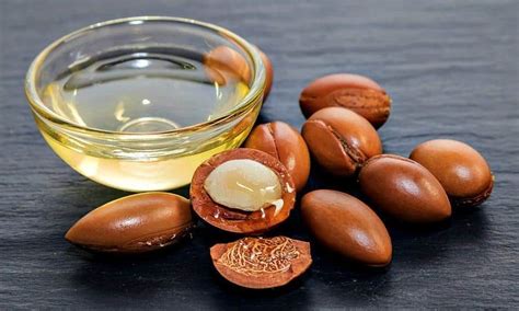 The oil supports healthy skin and reduces the appearance of flaking due to dryness. Argan Oil for Beard: Pros & Cons Explained