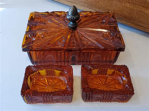 Vintage Set Of 2 Glass Ashtrays Amber Glass And Clear Starburst Glass Collectibles Tobacciana