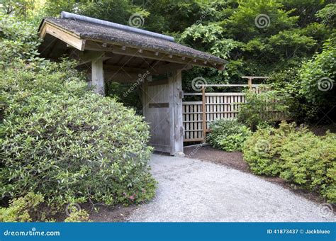 Japanese House Entrance Stock Image Image Of Gate Path 41873437