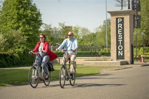 Even tijd om te ontspannen. Preston Palace - Uit in Almelo