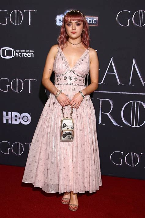 Maisie Williams Wanted A Pink Dress With Elegance And Attitude For