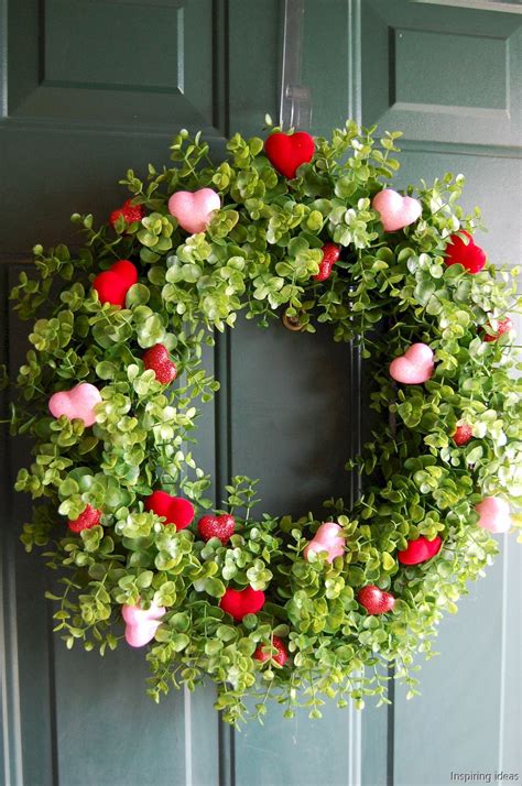 Awesome 60 Sweetest Valentine Wreaths Ideas For Your Front Door