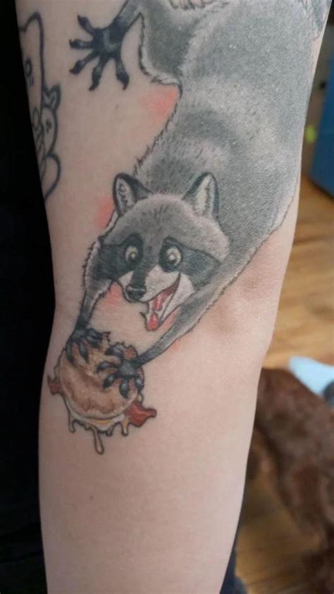 Aggregate 68 Raccoon Tattoo Ideas Best Incdgdbentre