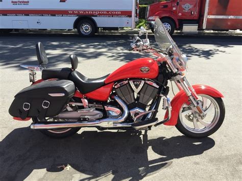 One look at the cool, confident kingpin™ and you know why it's considered the godfather of victory's lineup. 2006 Victory Kingpin Motorcycles for sale
