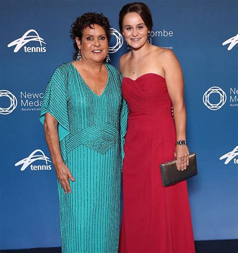 Australia's casey dellacqua said she would come out of retirement to partner murray while barty's former doubles partner coco vandeweghe, sidelined due. Who Is Ash Barty's Partner / Add Ash Barty To Growing List ...