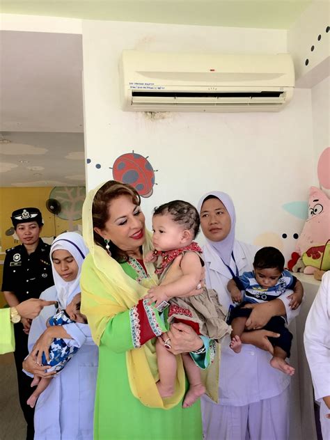 Matlamat utama unicef ialah : Kee Hua Chee Live!: HER ROYAL HIGHNESS SULTANAH KALSOM THE ...