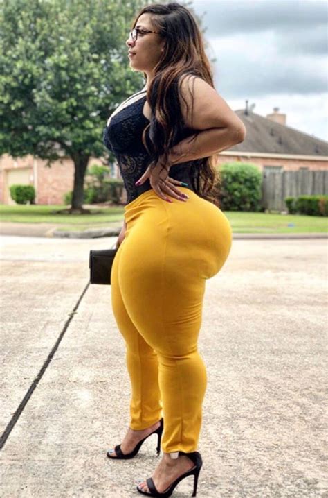 Pin By Gabriel Rodriguez Jr On A4 Azz By The Pound Curvy Woman Curvy Women Outfits Curvy