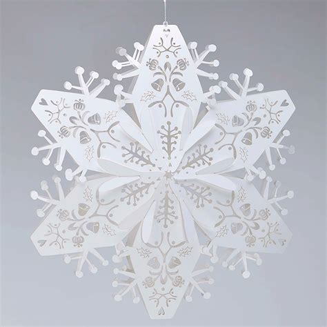 Today i am sharing a 3d beautiful hanging snowflake tutorial with free template. Large white hanging Snowflakes