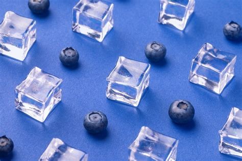How To Make Clear Ice Cubes At Home The Easy Way
