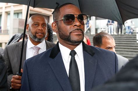 R Kelly Sex Trafficking Case To Be Heard By Anonymous Jury