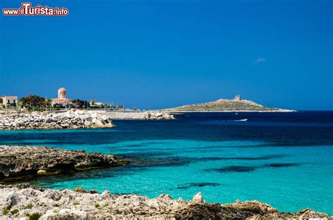 Al pontile asub kohas isola delle femmine. Le acque turchesi e pulite di Isola delle Femmine ...