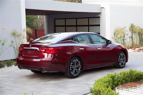 2016 Nissan Maxima By The Numbers Motor Trend