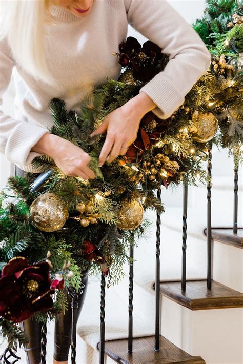 Did you scroll all this way to get facts about christmas garland for staircase? Double the Christmas Garland on a Staircase Banister ...