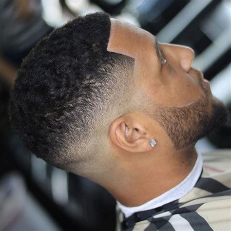Taper vs fade haircuts are not easy to distinguish apart but they are in fact very different in terms of taper vs fade haircut: Temple Taper - Best Taper Fade Haircuts For Men: Cool Men ...