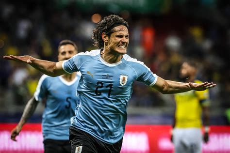 (born 14 feb, 1987) forward for manchester united. Cavani no Grêmio: Torcedores pedem atacante uruguaio nas ...