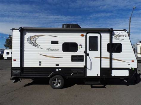 Coachmen clipper ultra lite travel trailer. 2016 New Coachmen Clipper Ultra-Lite 17BH Travel Trailer ...