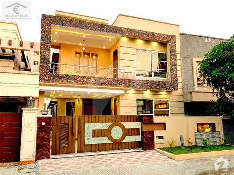 Designer 10 Marla House For Sale In Bahria Town Bahria Town Islamabad