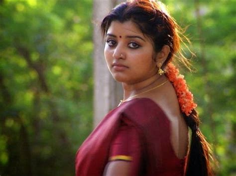 Tamil Serial Actress Mahalakshmi New Photos Mallu Serial Actress Hot