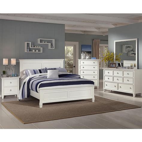 Rent to own bedroom furniture with king, queen, full, and twin sized beds. New Heritage Design Tamarack 4 Piece King Bedroom Set in ...