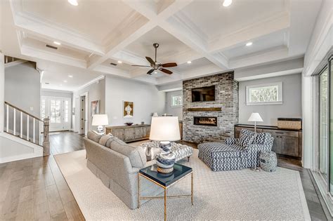 20 Modern Farmhouse Great Room