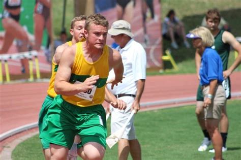 St Francis Dallas Reed Wins State Pole Vault Gold