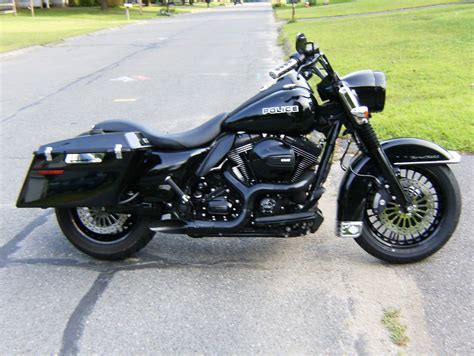 'noir king' custom bagger by bruce montcombroux. harley road king police flhp touring bagger black rare low ...