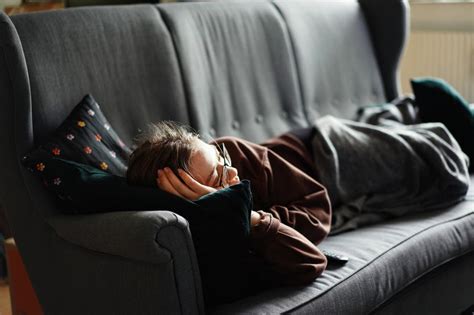 Afternoon Naps Help Boost Memory And Mental Agility Study Finds