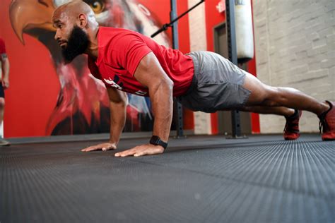 Everything You Should Know About Daily Push Up And Plank Grit Traincorefit
