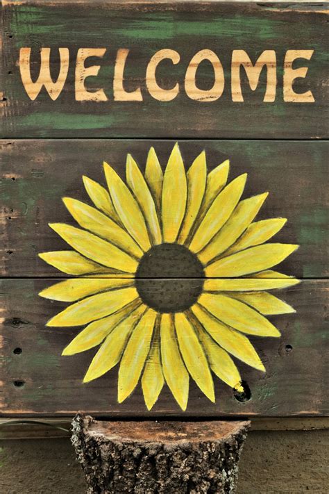 Sunflower Welcome Sign Free Stock Photo - Public Domain Pictures