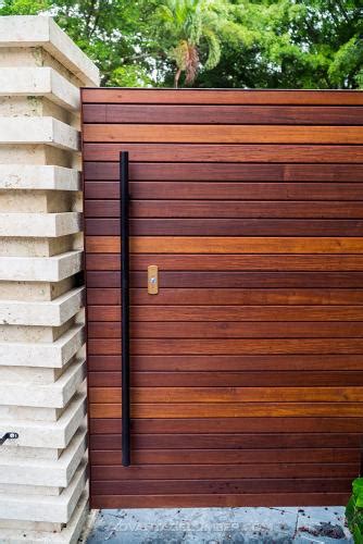 Best Wood For A Horizontal Fence Advantagelumber Blog