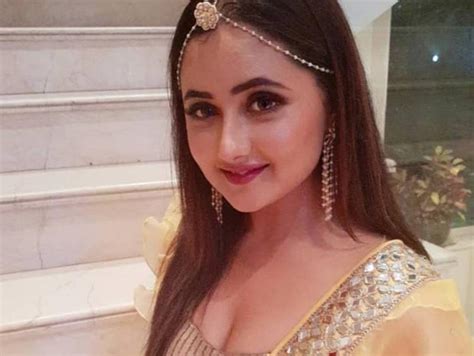 Big Boss 13 Rashami Desai Might Be The Highest Paid Celebrity In The