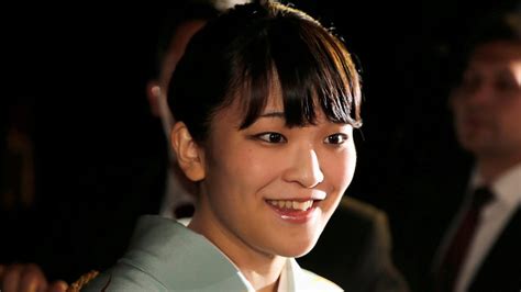 Princess Mako To Lose Japan Royal Status By Marrying Commoner Bbc News