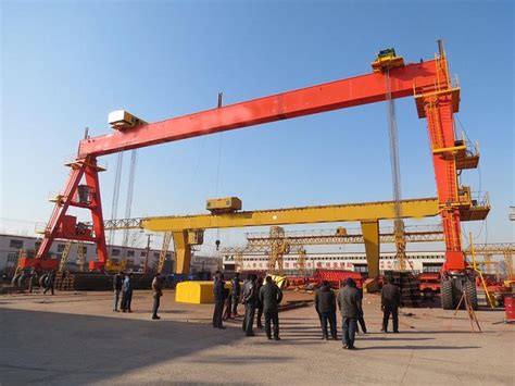 Several Beneficial Features Of Rail Mounted Gantry Cranes