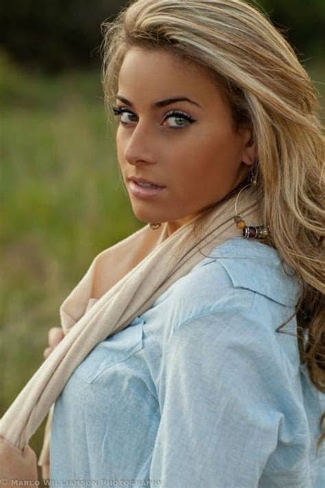 But blonde hair comes in two types of genes that orignates in two different peoples. an average hairstyle, but i *love* the color! theres 5-ish ...