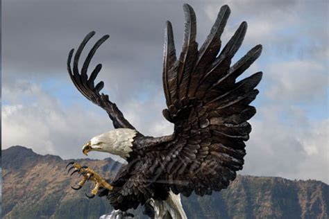 Let your decorative place powerful and domineering show no doubt. Outdoor decoration bronze animal craft metal eagle statue ...